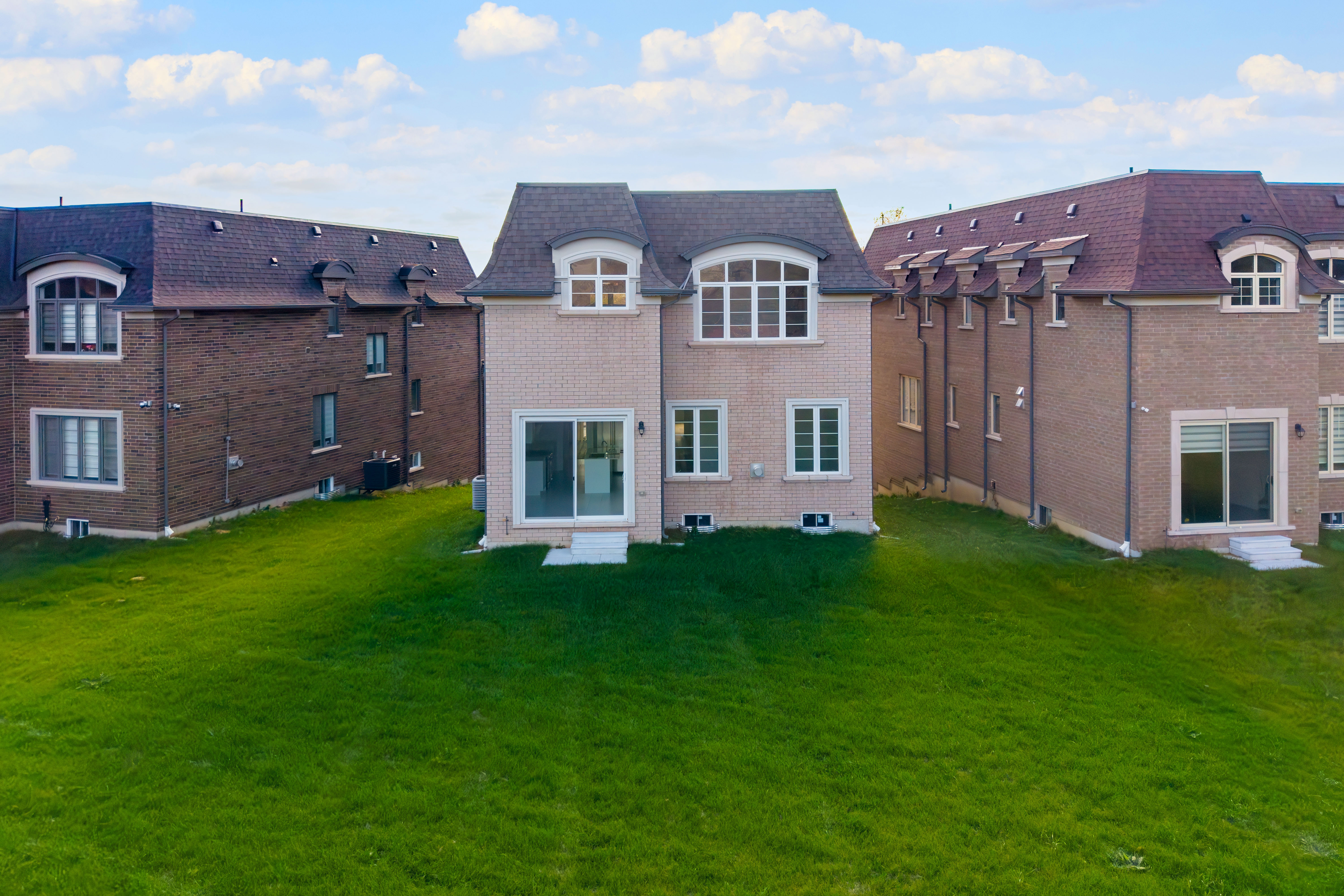https://www.spectrumrealtyservices.com/images/048-Direct_Rear_Elevation.jpg