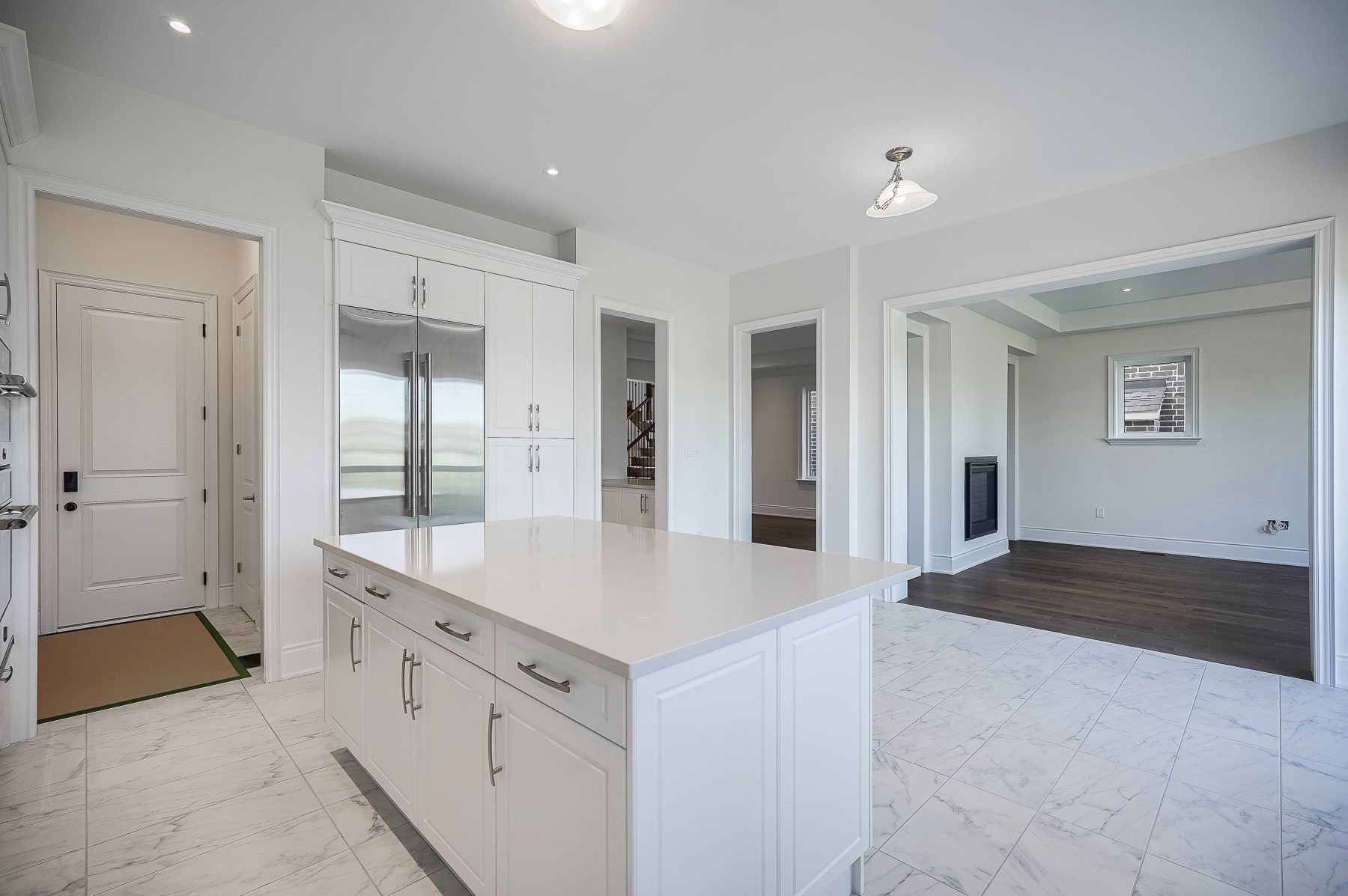 https://www.spectrumrealtyservices.com/images/Bronte-Green-at-Glen-Abbey-unit-2385-7.jpg